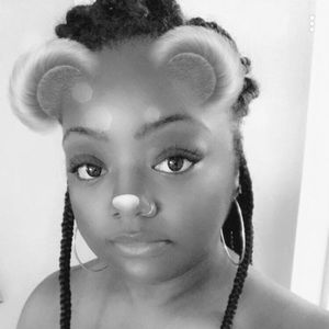 Meet your Posher, Teri